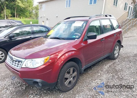 2013 Subaru Forester 2.5X z USA, uszkodzony, nr VIN JF2SHABC8DH406499